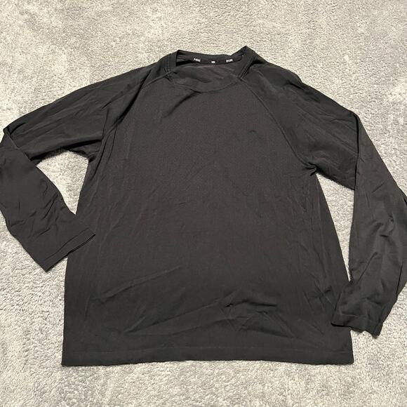 Rhone Other - Rhone Shirt Mens Medium ? Black Performance Long Sleeve Crew